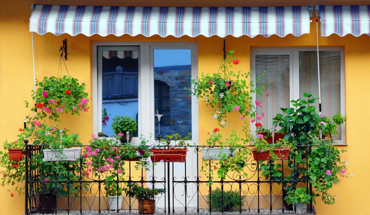 differenza tra balcone e poggiolo